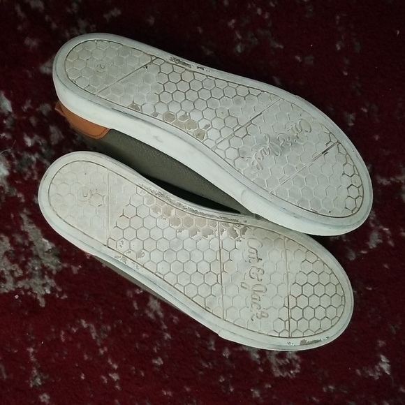 Cat & Jack Size 2 Olive and Camel Slip On Shoes - Picture 2 of 2